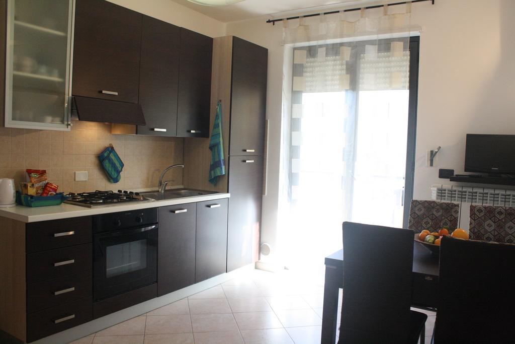 Apartamento La Dimora Di Paola Lecce Habitación foto